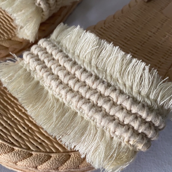 Boho Tassel Sandals - Size 8.5 - Picture 2 of 4